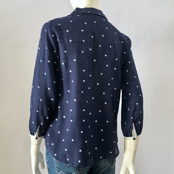E.M. Navy Cat Print Collar Tie Blouse NWOT - Picture 4 of 13